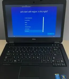 (Renewed) Dell Latitude Intel 4th Gen Core i7 14-Inch (35.56 cms) 1366x768 Laptop (4 GB/320 GB/Windows 10/Intel Integrated Graphics/Silver/2.40 Kg), E6440-i5-4 GB-320 GB - Master