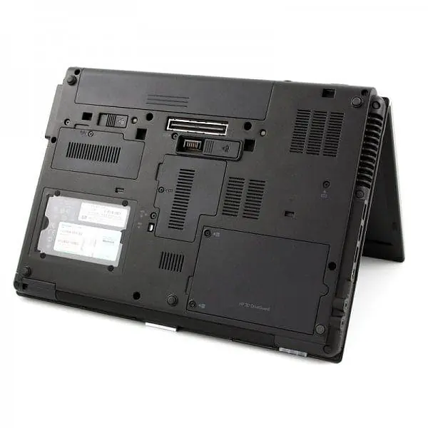 HP Elitebook 8440p Laptop WEBCAM - Core i5 2.4ghz - 4GB DDR3 - 320GB HDD - DVDRW - Windows 7 Pro - Master