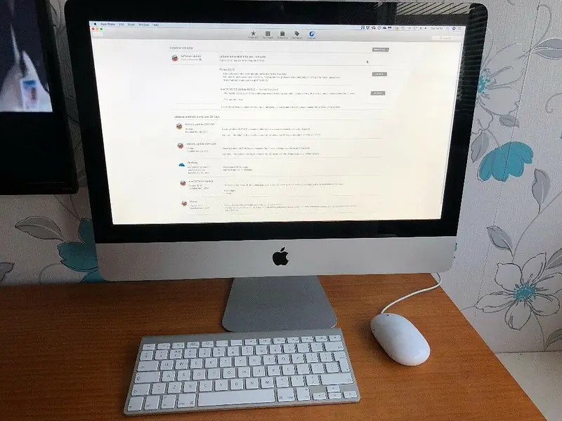 Apple Imac A1312 Corei5 with 16gb 1tb 27" screen - Master