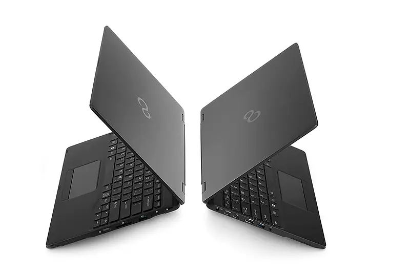 Fujitsu UH-X 11th Gen i7 16GB/1TB SSD  4ZR1D71993 - Master