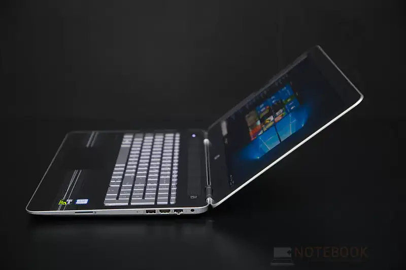 HP Pavilion  8GB  256 GB ssd   i7 7th  1080p 7700HQ   GTX 1050 NVIDIA GeForce  bc207tx - Master