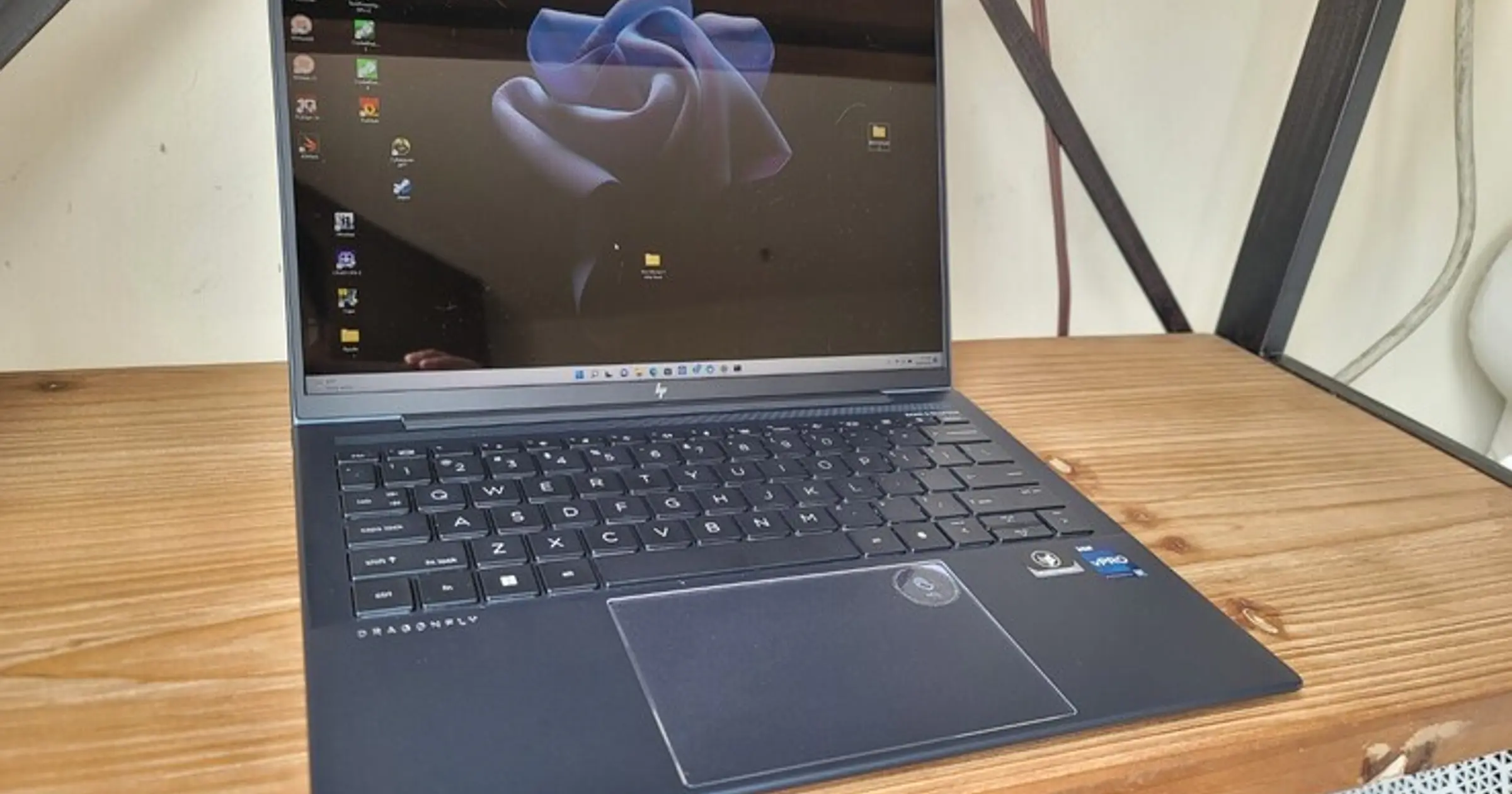 HP ELITE DRAGONFLY G4 Laptop - 13th Gen i7-1355U, 32GB, 512GB SSD 