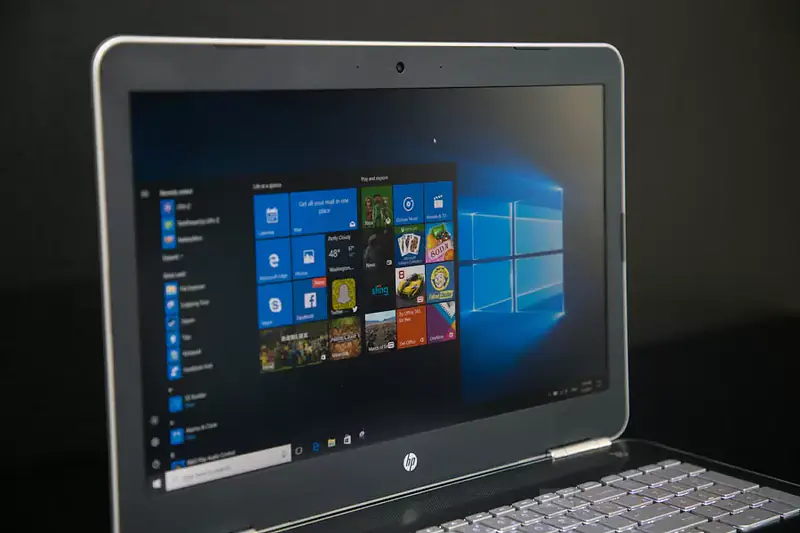 HP Pavilion  8GB  256 GB ssd   i7 7th  1080p 7700HQ   GTX 1050 NVIDIA GeForce  bc207tx - Master