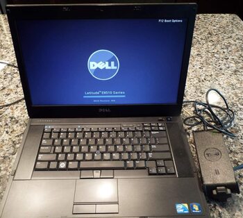 Dell Latitude E6510 - 15.6" - Core i7 620M - Windows 7 Pro Refurb